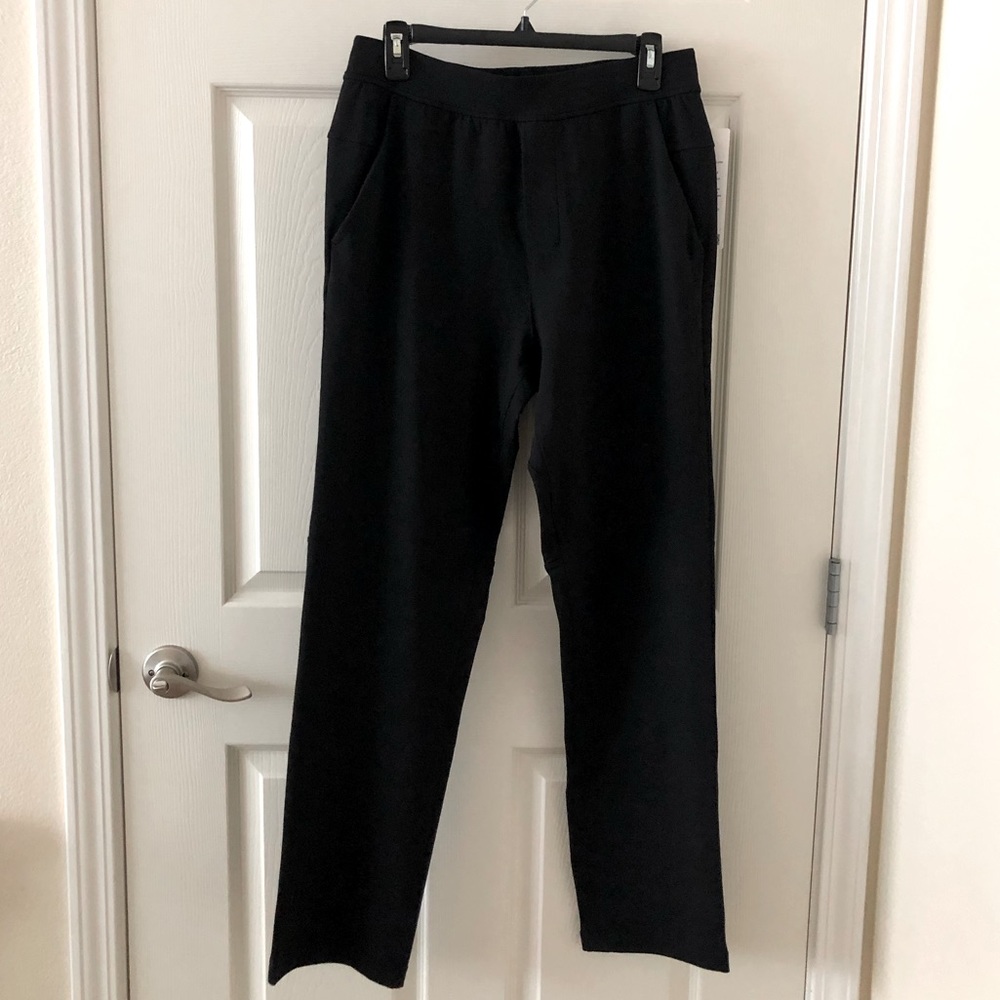 NWT  Men’s Lululemon Pants Medium